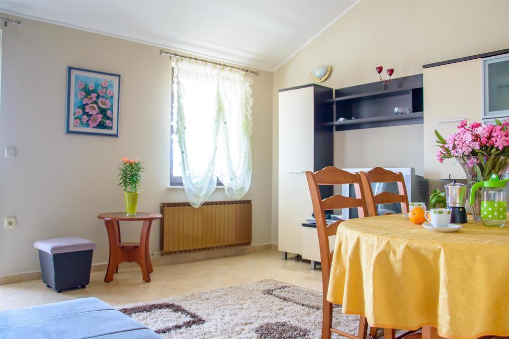 Apartment Roko Umag Extérieur photo