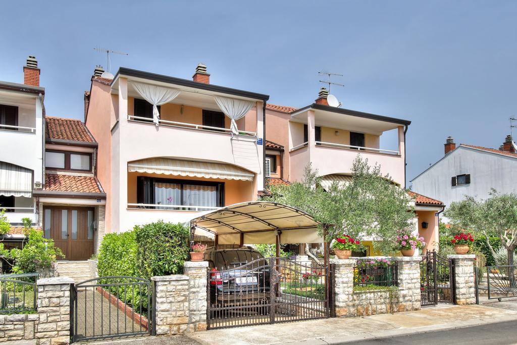 Apartment Roko Umag Extérieur photo